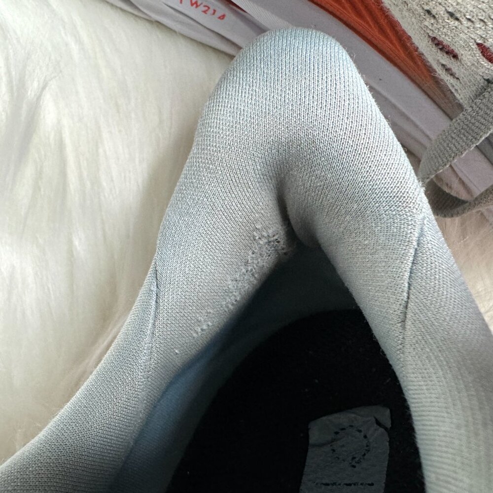 Hoka One One Clifton 8 Size 9.5 Blue Fog - Picture 5 of 14